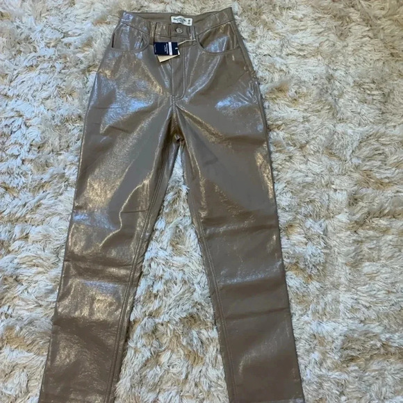 Abercrombie & Fitch Tan Pants - Picture 9 of 10